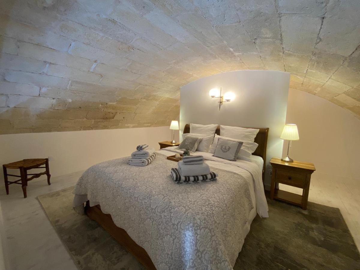 Appartement Avec Piscine Privee Dans Residence Pour 6 Personnes Uzès Eksteriør billede