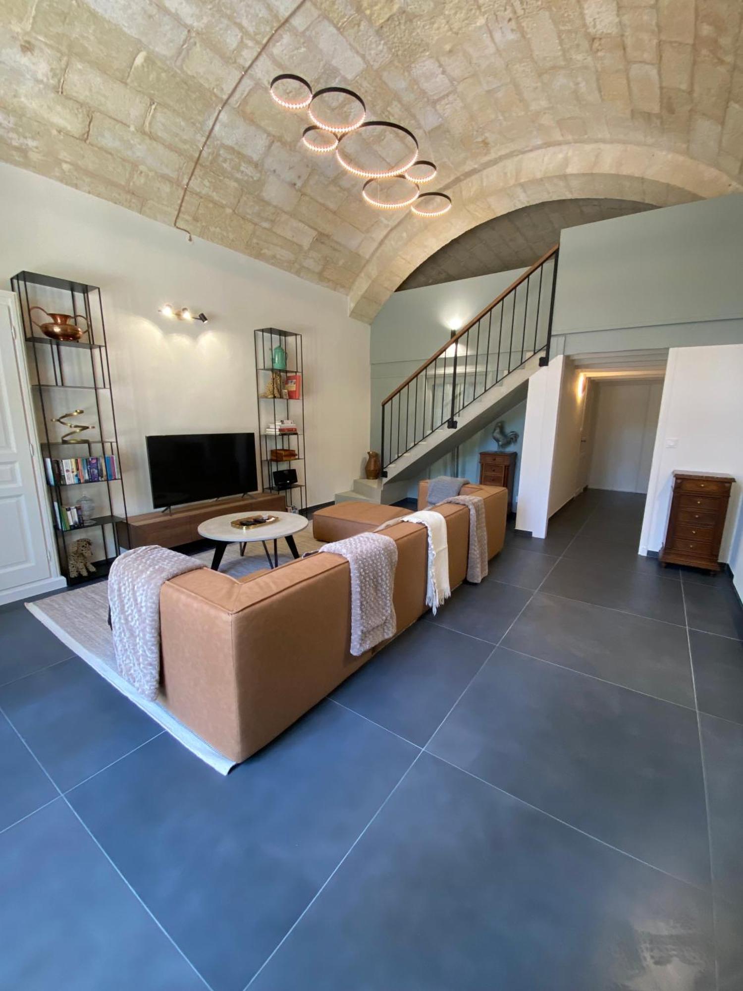 Appartement Avec Piscine Privee Dans Residence Pour 6 Personnes Uzès Eksteriør billede