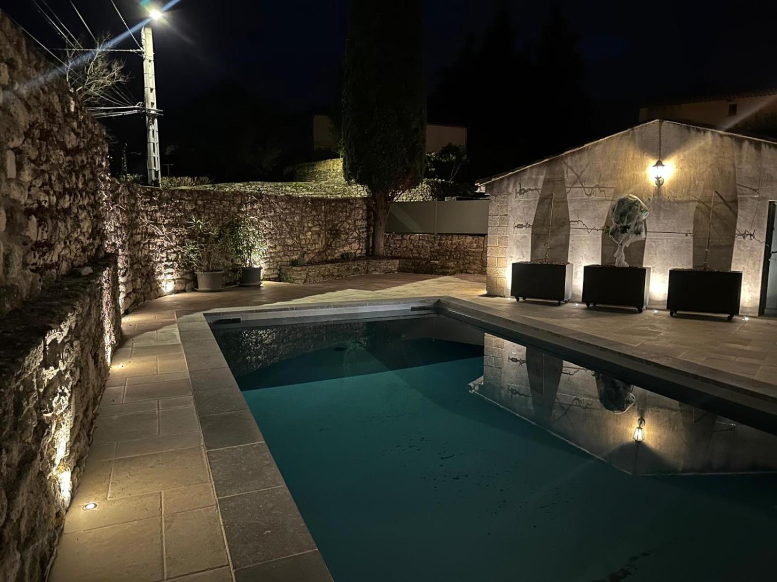 Appartement Avec Piscine Privee Dans Residence Pour 6 Personnes Uzès Eksteriør billede